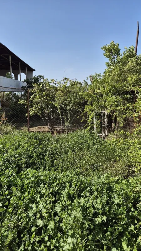 Satılır 6 otaqlı həyət evi 200 m²