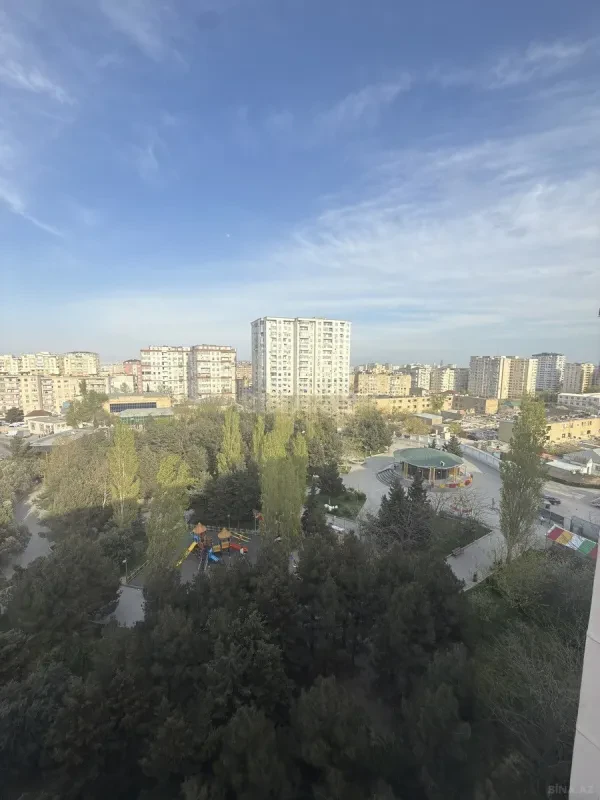 Satılır 2 otaqlı mənzil 75 m²