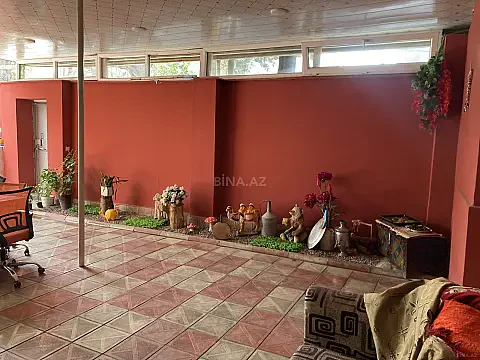 Satılır 5 otaqlı həyət evi 200 m²