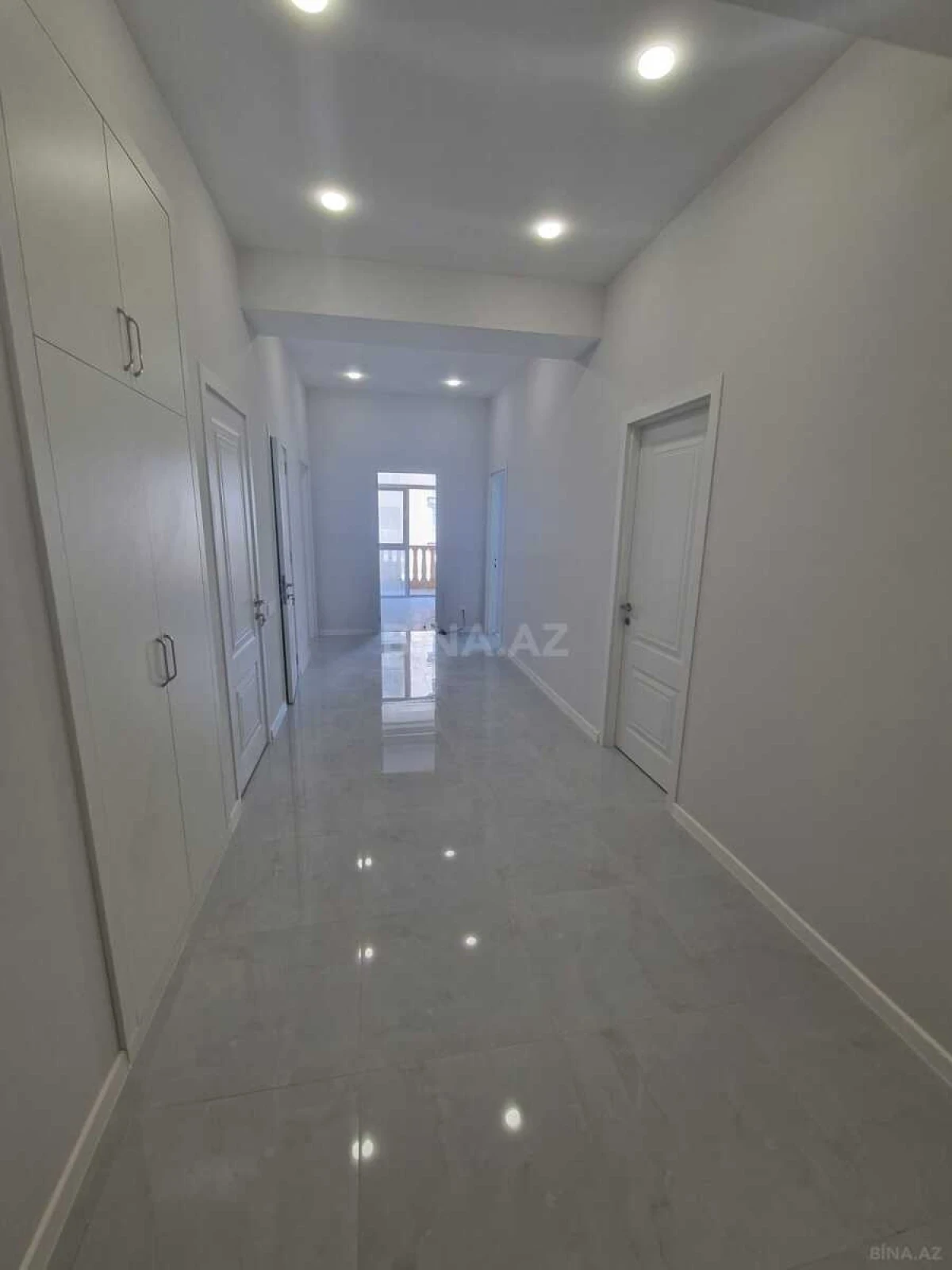 Kirayə verilir 5 otaqlı ofis 150 m²