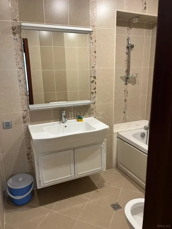 Kirayə verilir 3 otaqlı mənzil 125 m²