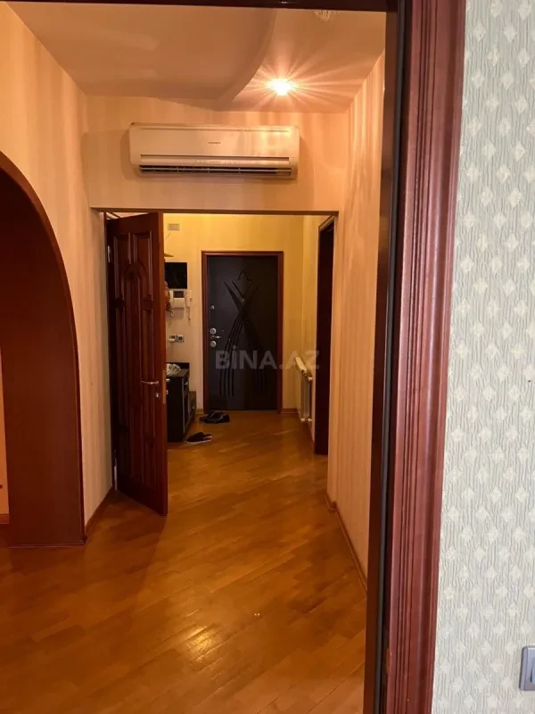 Kirayə verilir 3 otaqlı mənzil 125 m²