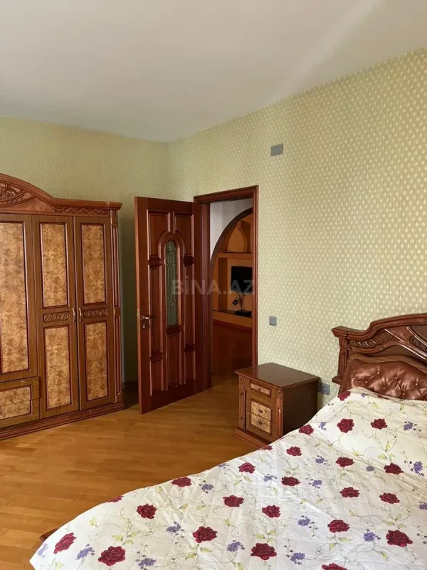 Kirayə verilir 3 otaqlı mənzil 125 m²