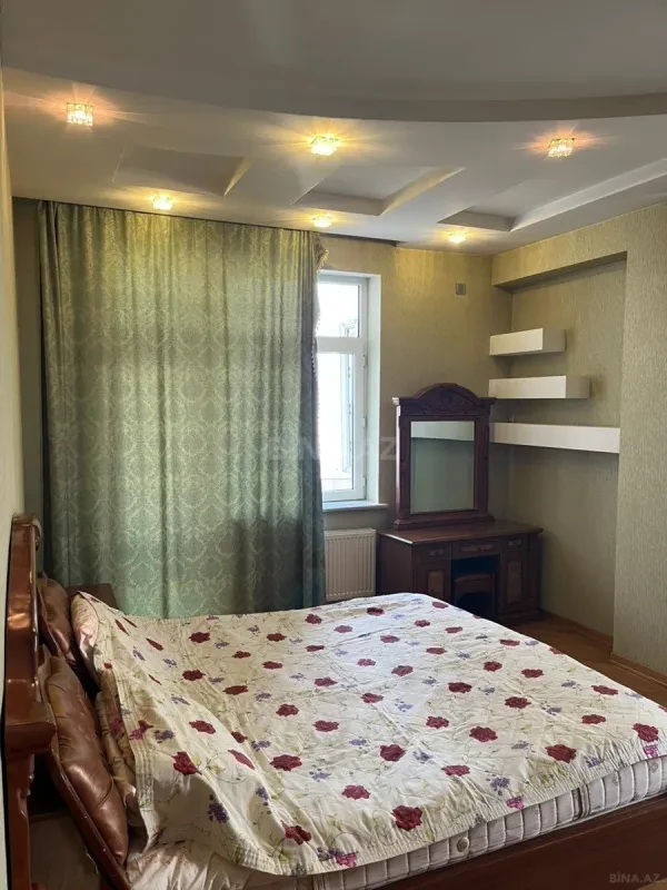 Kirayə verilir 3 otaqlı mənzil 125 m²
