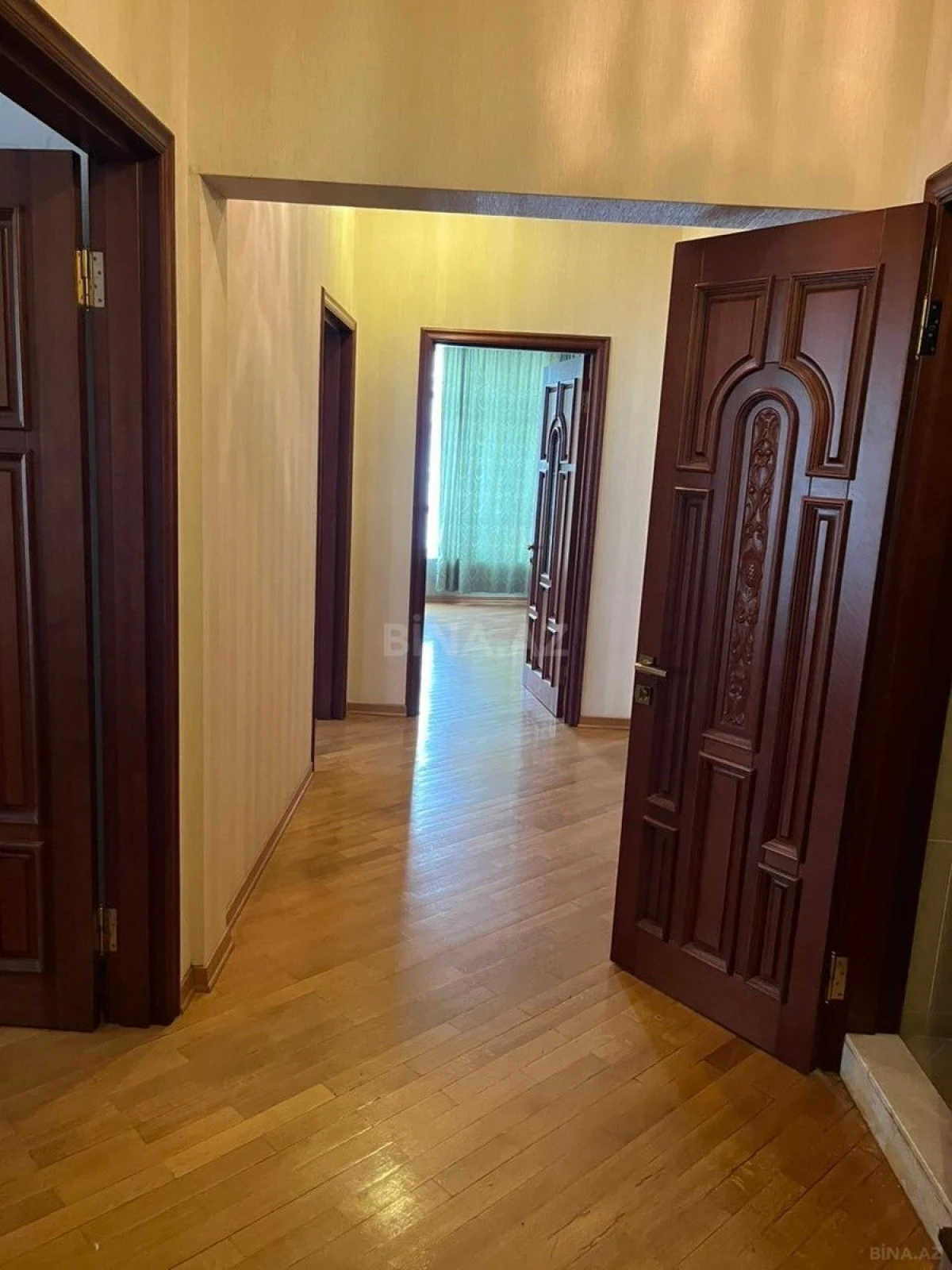 Kirayə verilir 3 otaqlı mənzil 125 m²