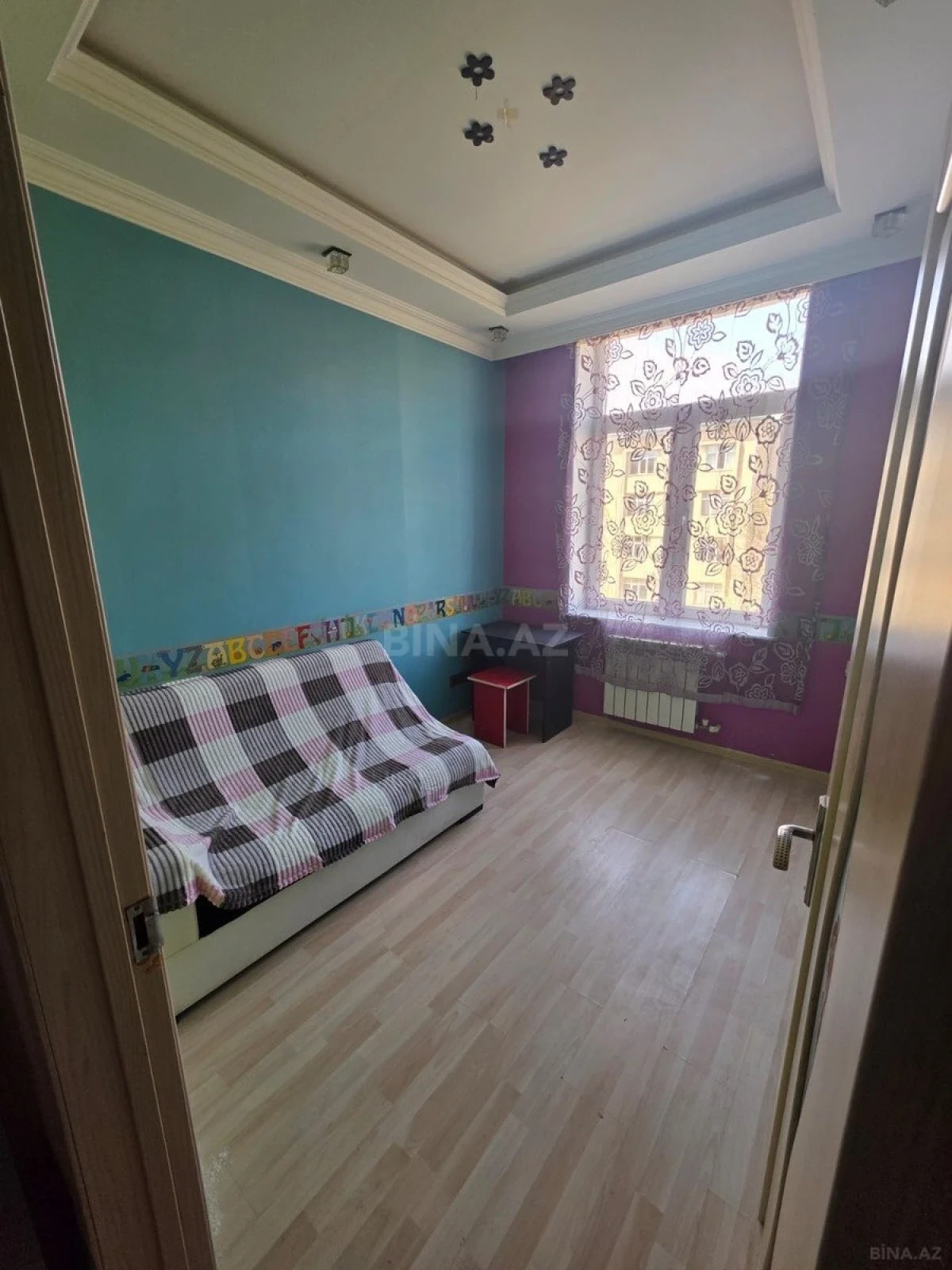 Kirayə verilir 3 otaqlı mənzil 70 m²