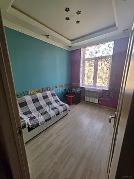Kirayə verilir 3 otaqlı mənzil 70 m²