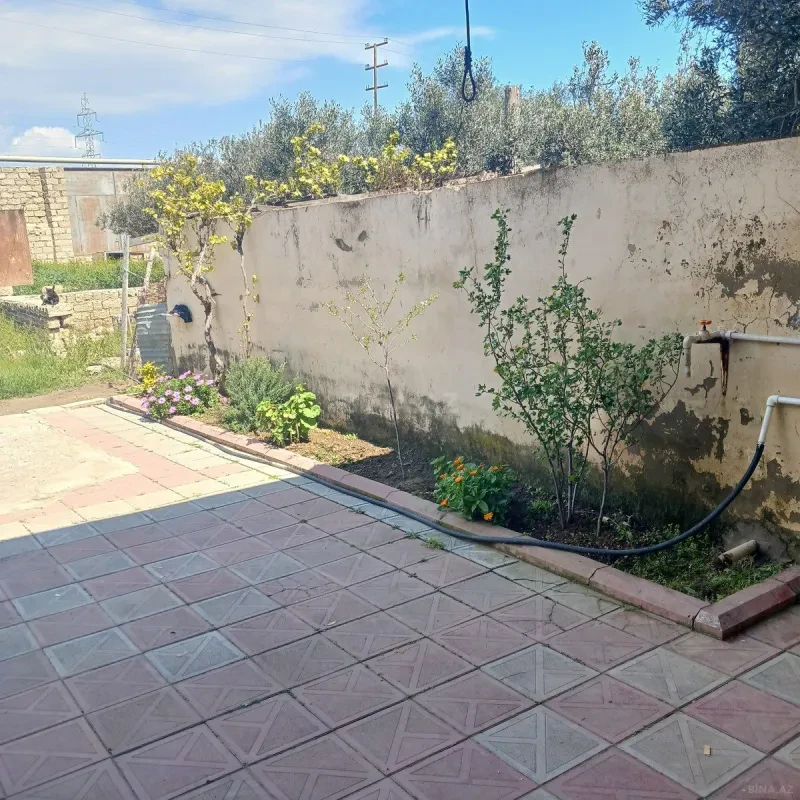 Kirayə verilir 5 otaqlı həyət evi 130 m²