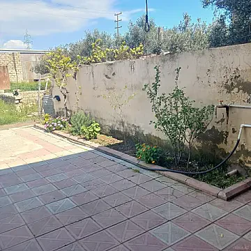 Kirayə verilir 5 otaqlı həyət evi 130 m²