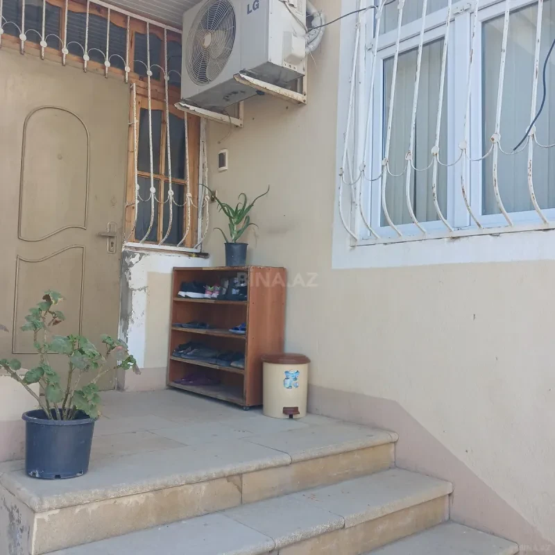 Kirayə verilir 5 otaqlı həyət evi 130 m²