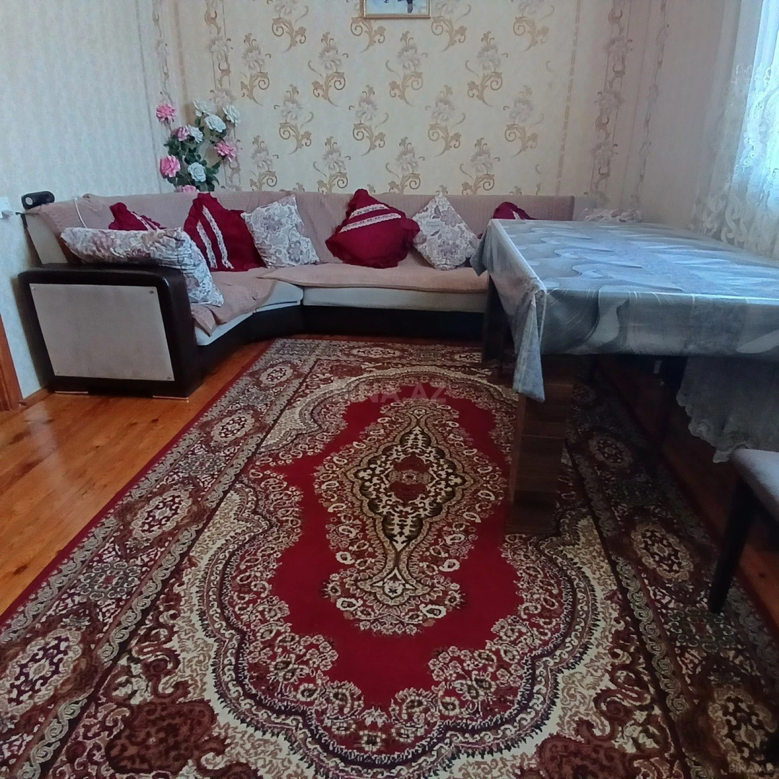 Kirayə verilir 5 otaqlı həyət evi 130 m²