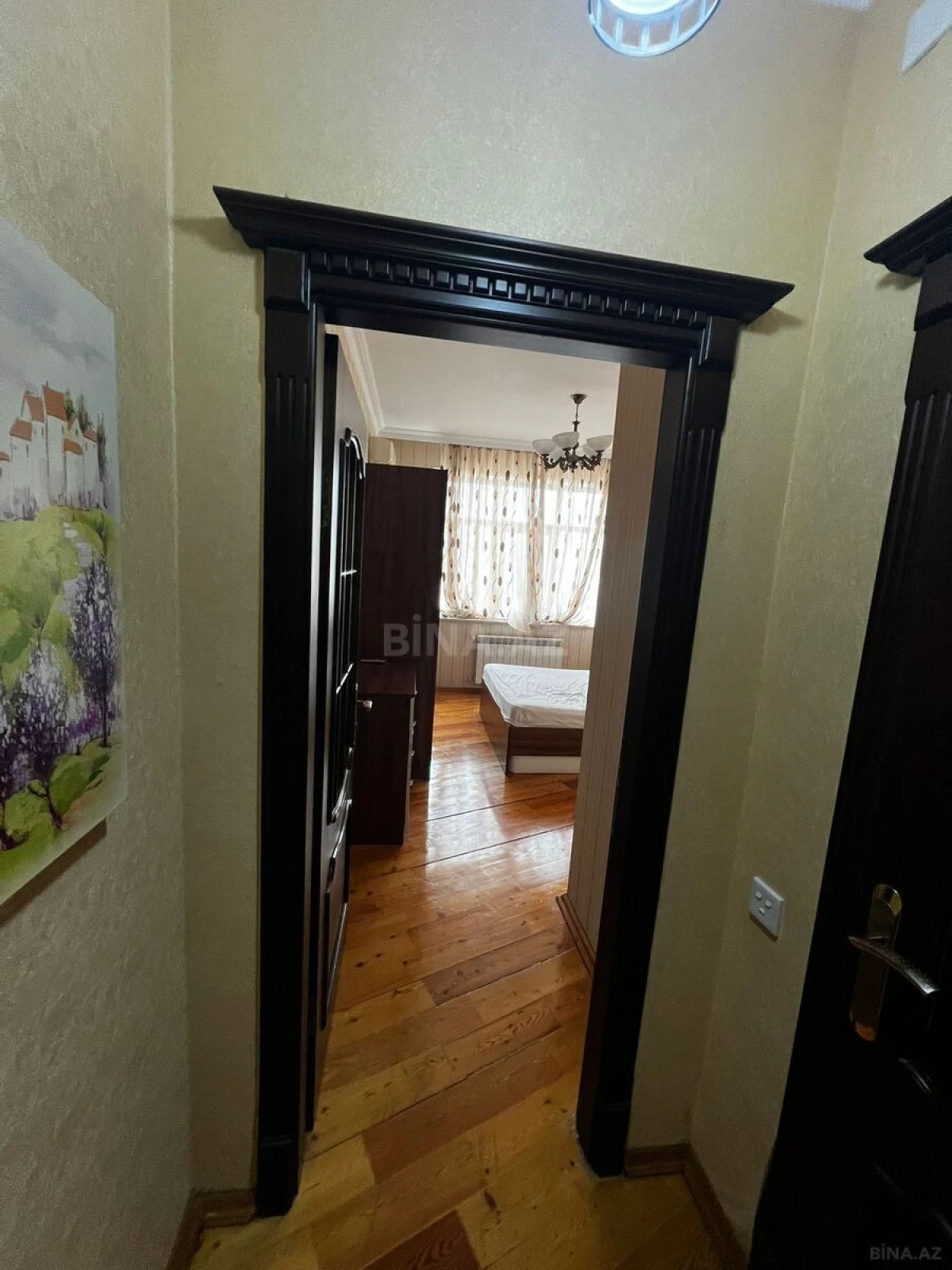 Kirayə verilir 2 otaqlı mənzil 110 m²