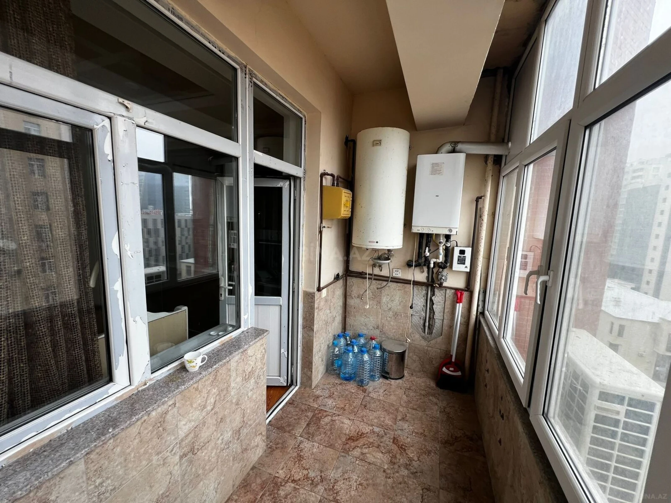 Kirayə verilir 2 otaqlı mənzil 110 m²