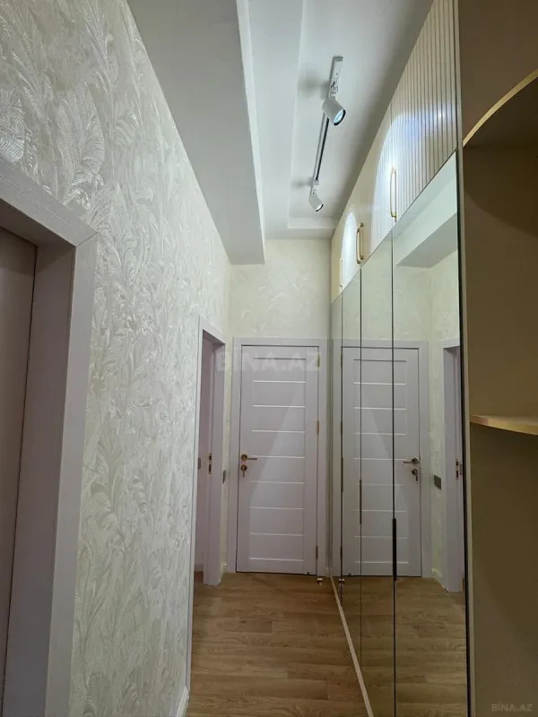 Satılır 2 otaqlı mənzil 55 m²