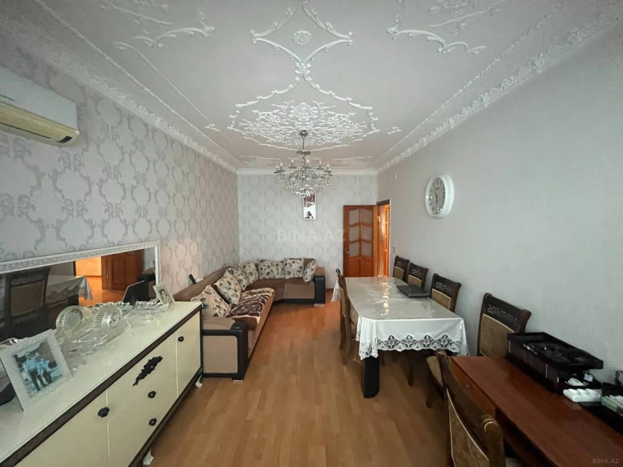 Satılır 4 otaqlı mənzil 110 m²