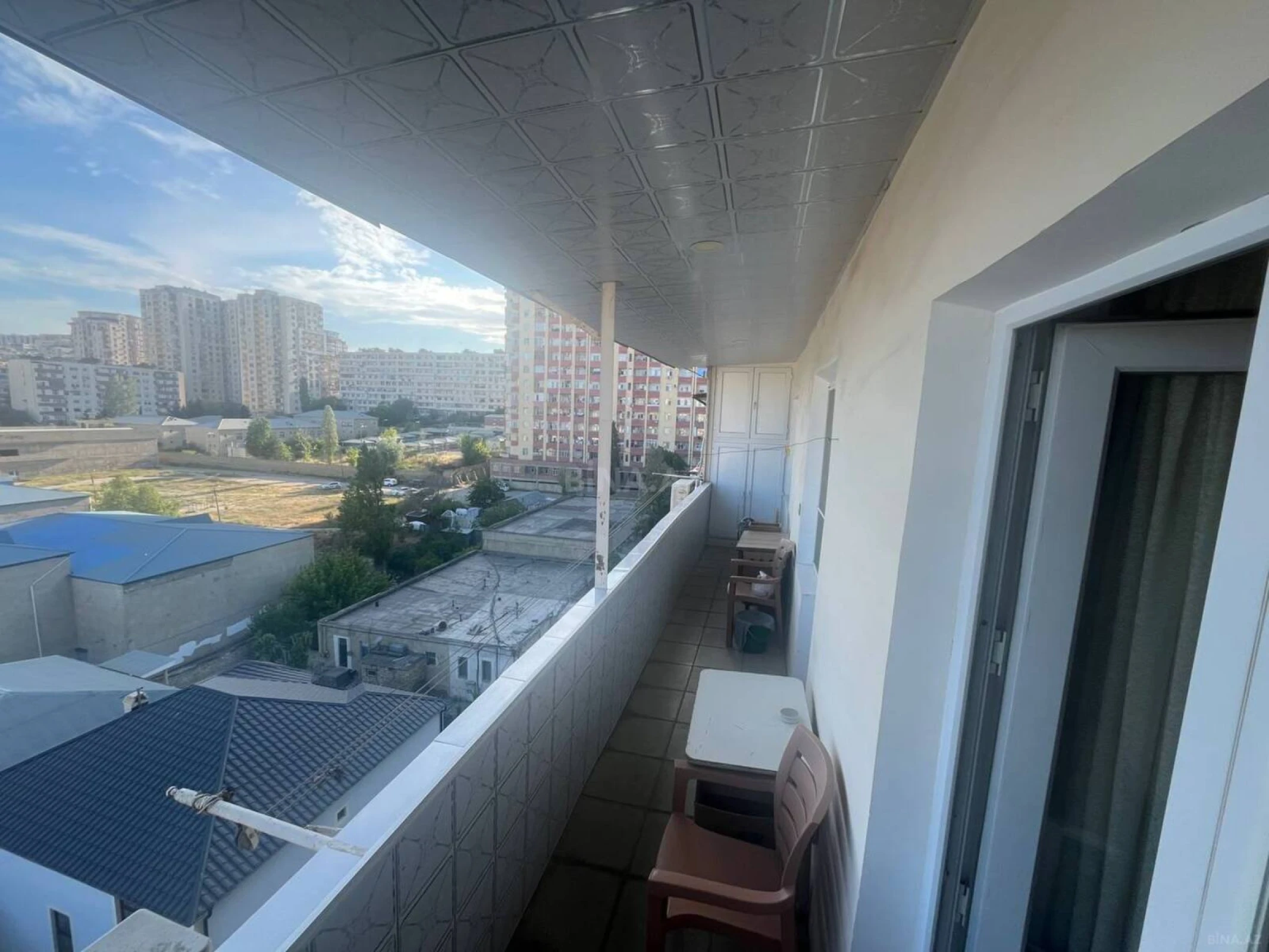 Satılır 4 otaqlı mənzil 110 m²