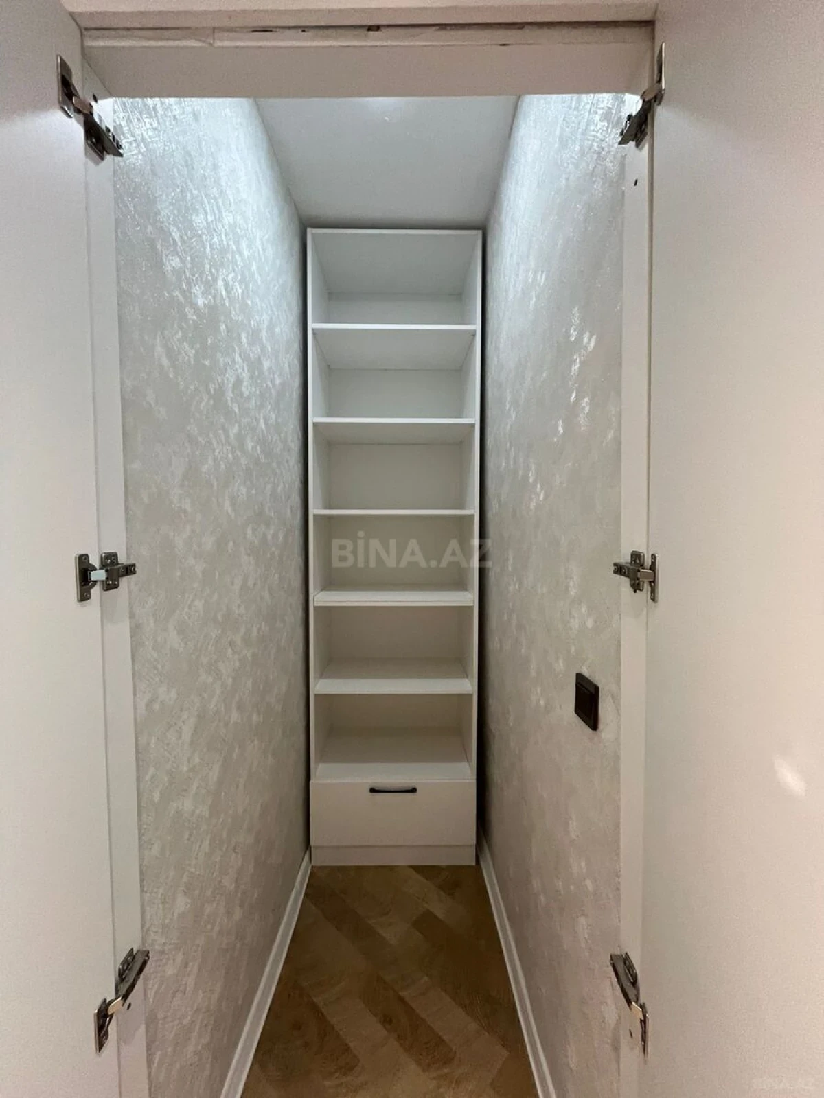Satılır 2 otaqlı mənzil 60 m²