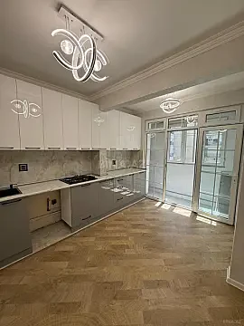 Satılır 2 otaqlı mənzil 60 m²