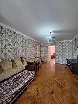 Kirayə verilir 3 otaqlı mənzil 70 m² — Bakı, İnşaatçılar 3 otaq 70.00 m²