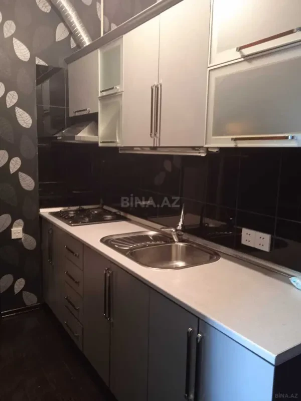 Kirayə verilir 2 otaqlı mənzil 44 m²