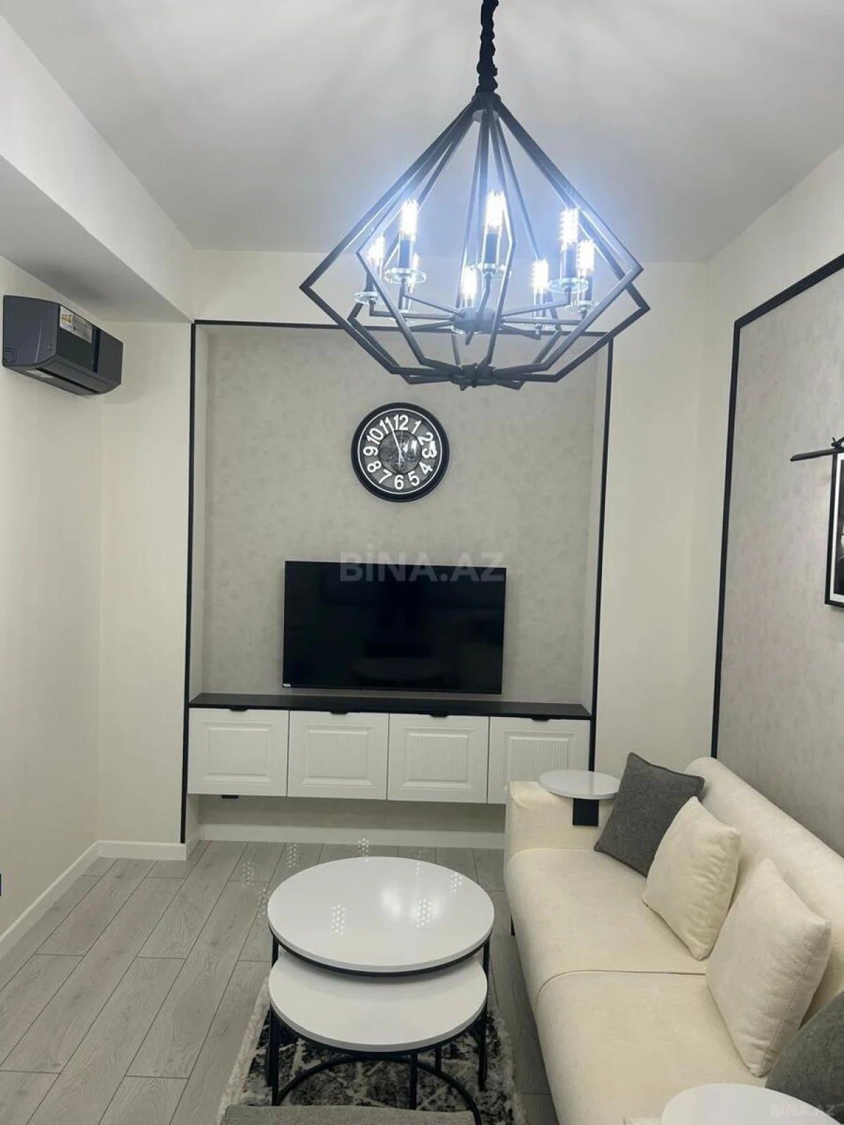 Satılır 2 otaqlı mənzil 60 m²