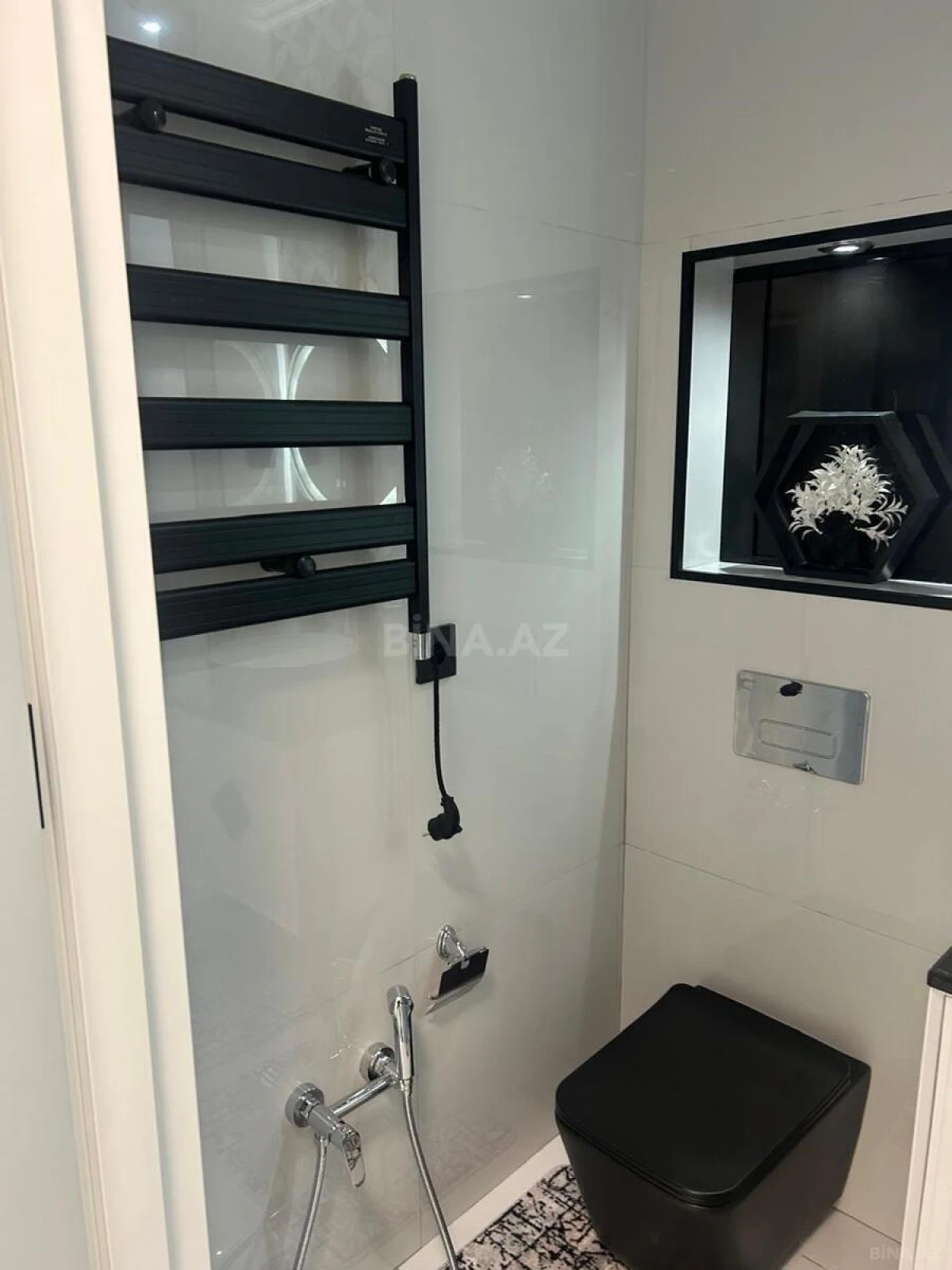 Satılır 2 otaqlı mənzil 60 m²