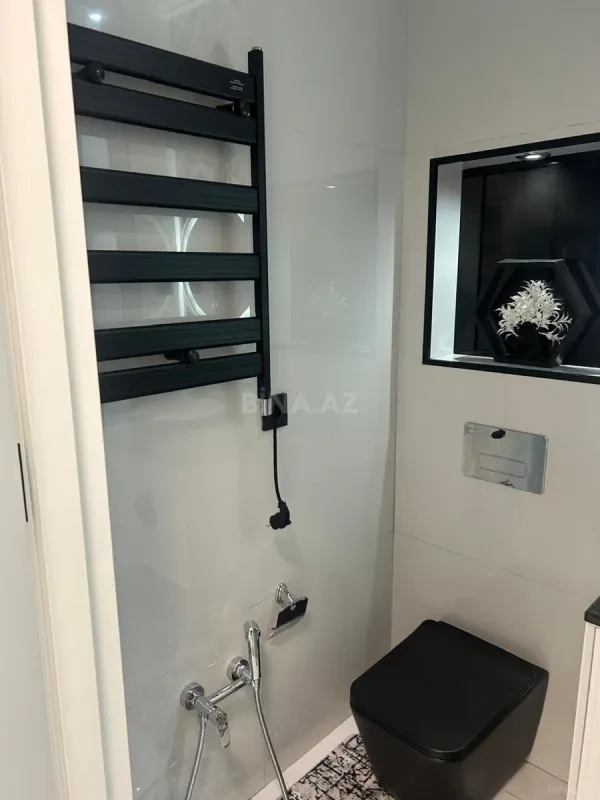 Satılır 2 otaqlı mənzil 60 m²