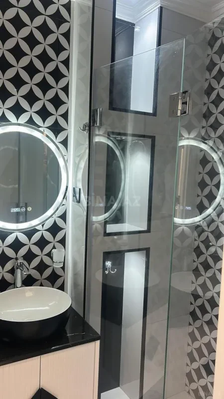 Satılır 2 otaqlı mənzil 60 m²