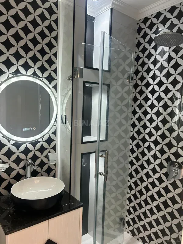 Satılır 2 otaqlı mənzil 60 m²