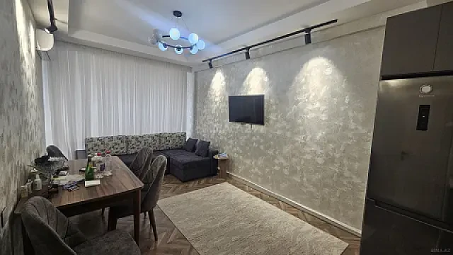 Satılır 2 otaqlı mənzil 50 m²