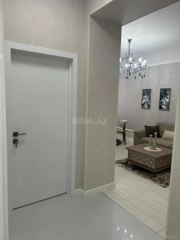 Satılır 2 otaqlı mənzil 65 m²