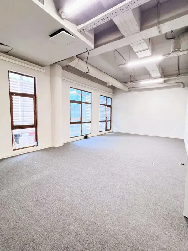 Kirayə verilir 4 otaqlı ofis 160 m²