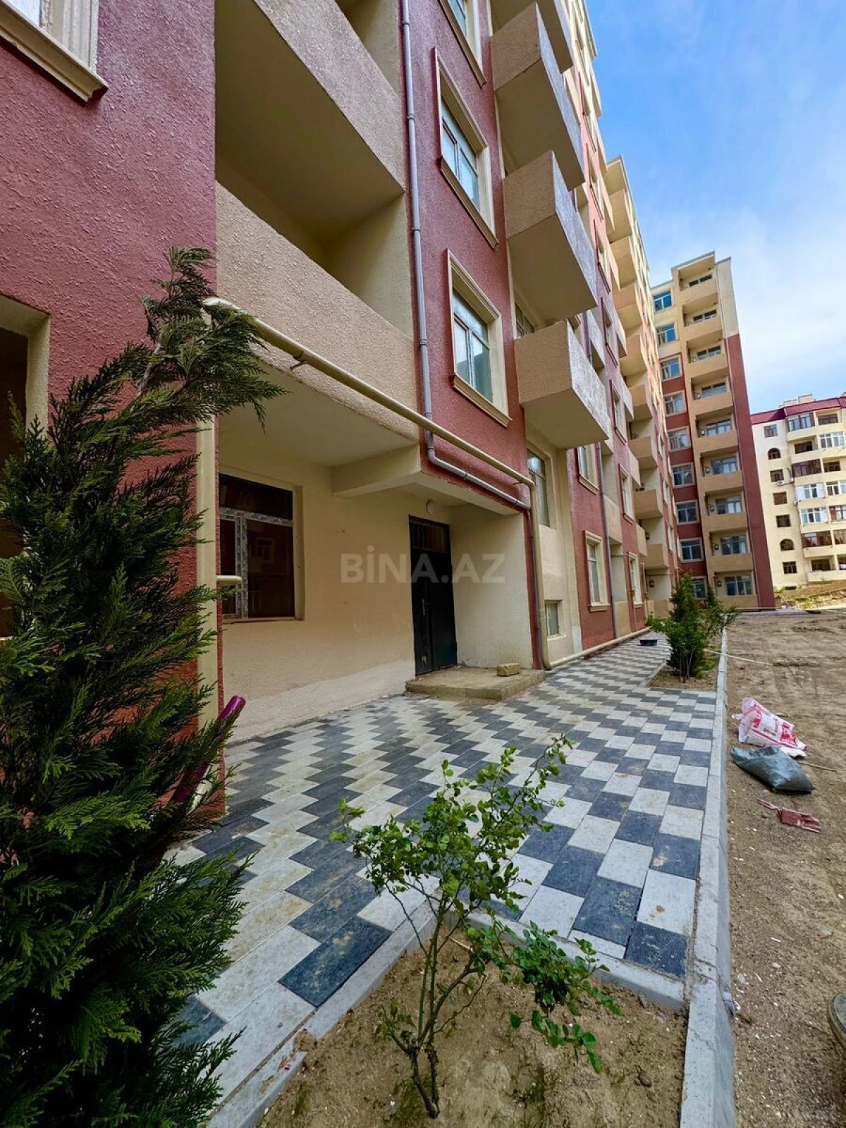 Satılır 1 otaqlı mənzil 50 m²