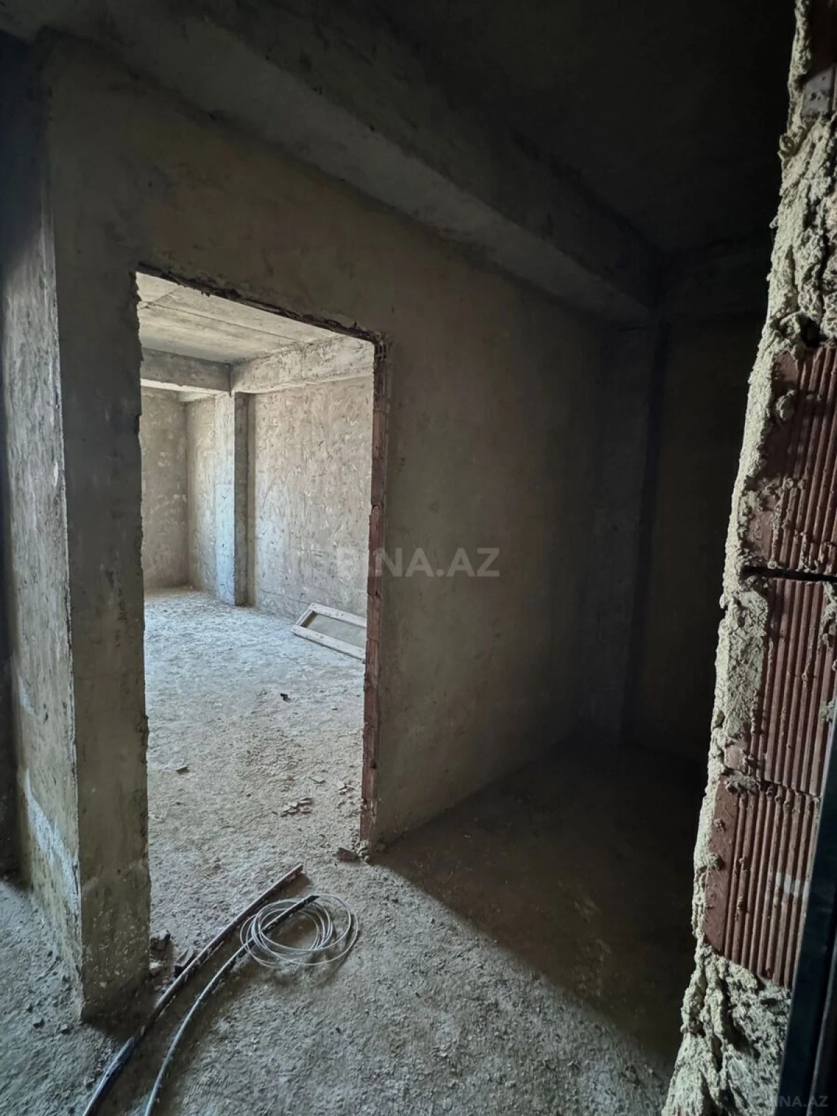 Satılır 1 otaqlı mənzil 50 m²