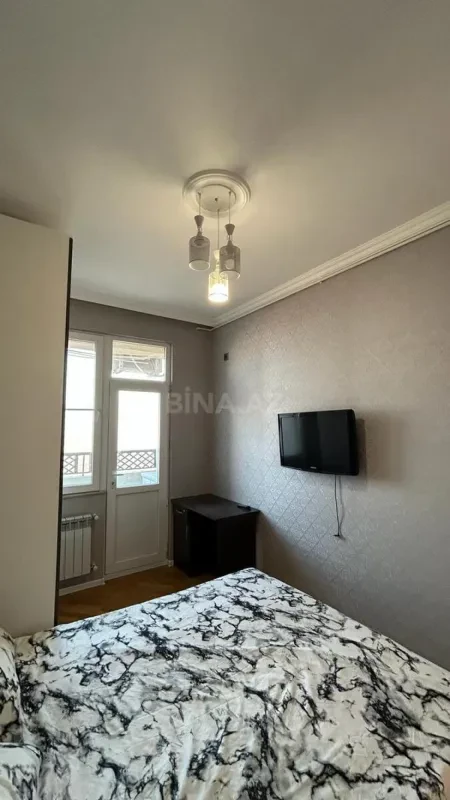 Satılır 2 otaqlı mənzil 52 m²