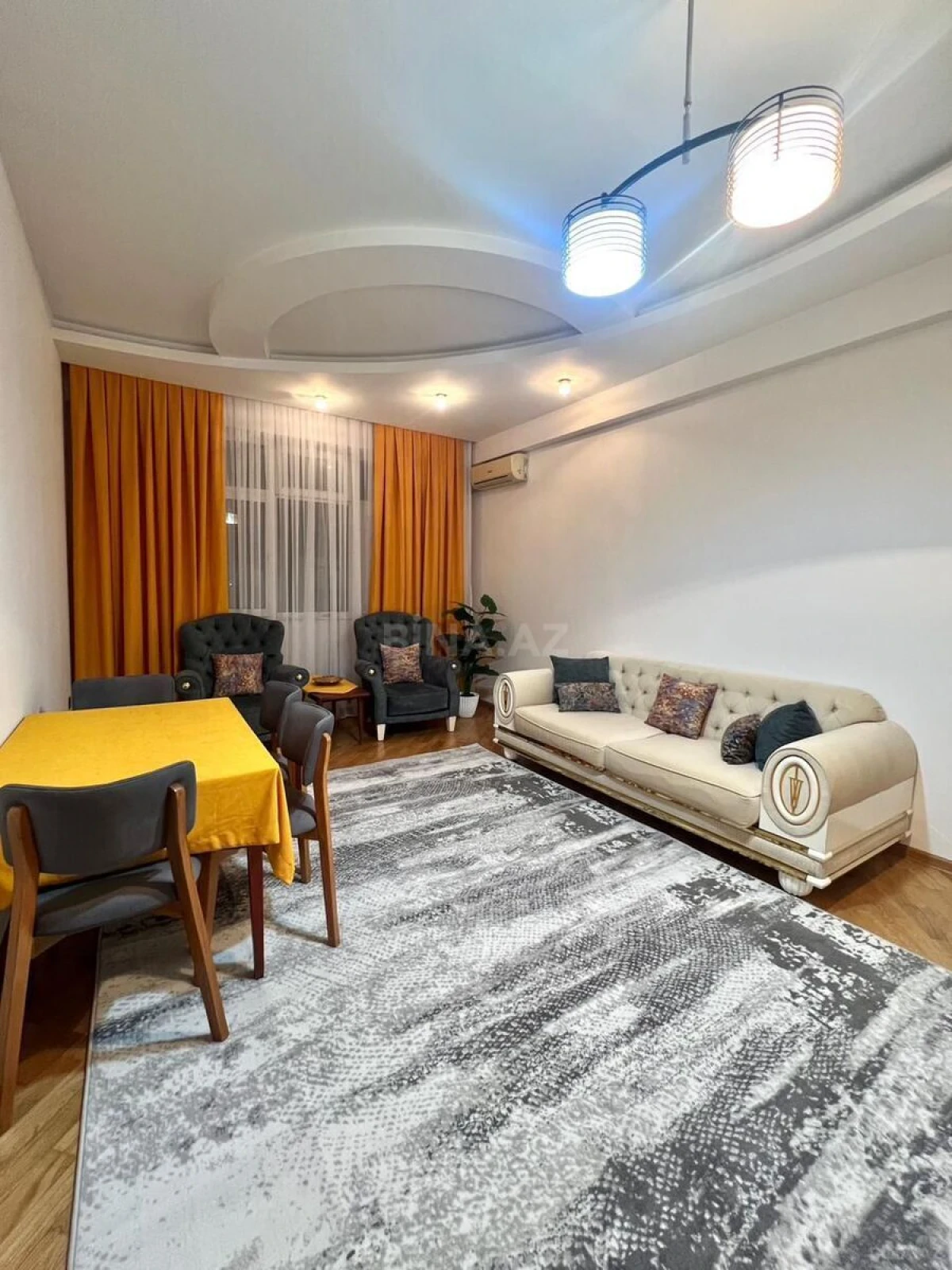 Kirayə verilir 2 otaqlı mənzil 60 m²
