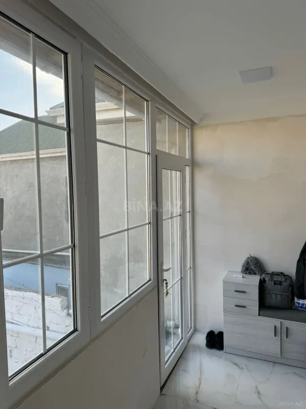 Satılır 7 otaqlı həyət evi 300 m²