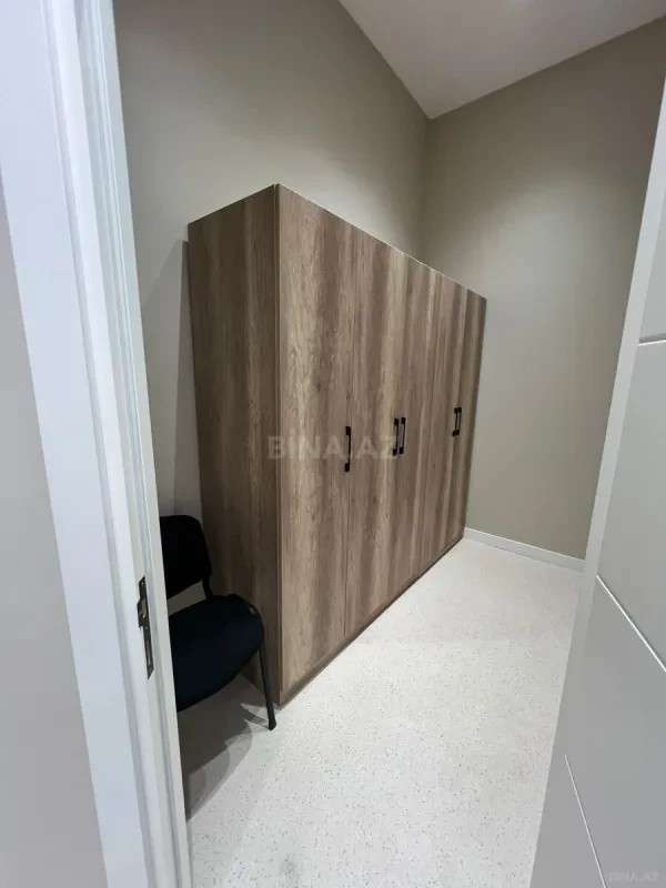 Kirayə verilir 6 otaqlı ofis 268 m²