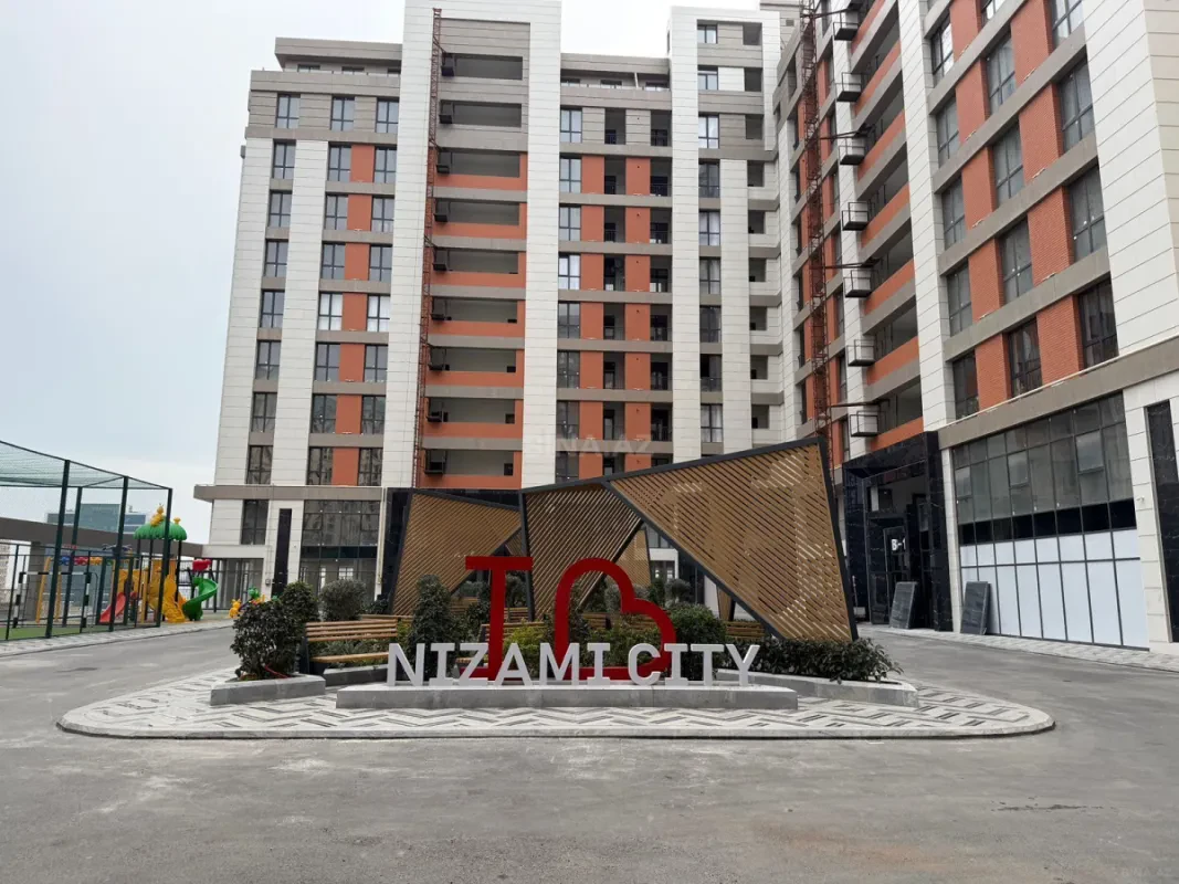 Satılır 2 otaqlı mənzil 47 m²