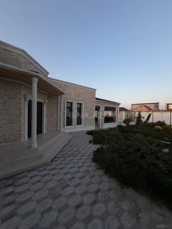 Kirayə verilir 4 otaqlı həyət evi 210 m²