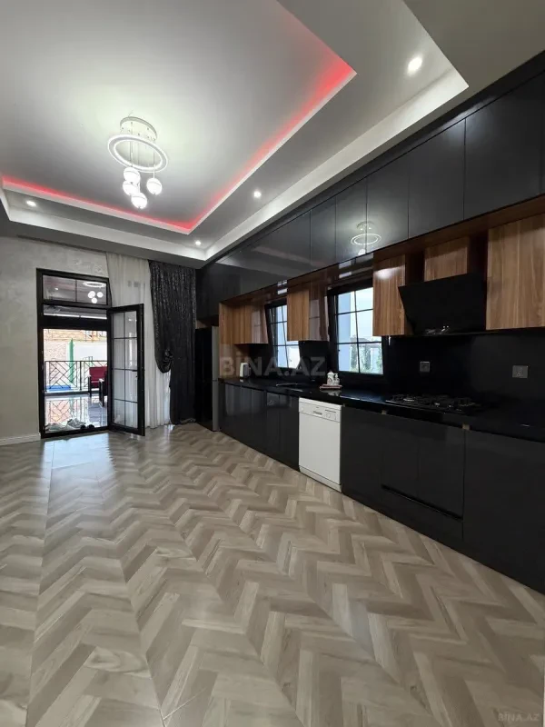 Kirayə verilir 4 otaqlı həyət evi 210 m²