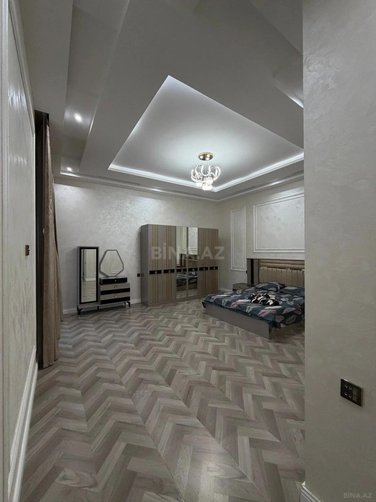 Kirayə verilir 4 otaqlı həyət evi 210 m²
