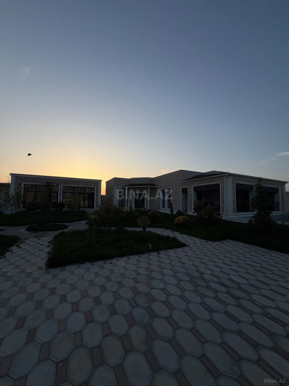 Kirayə verilir 4 otaqlı həyət evi 210 m²