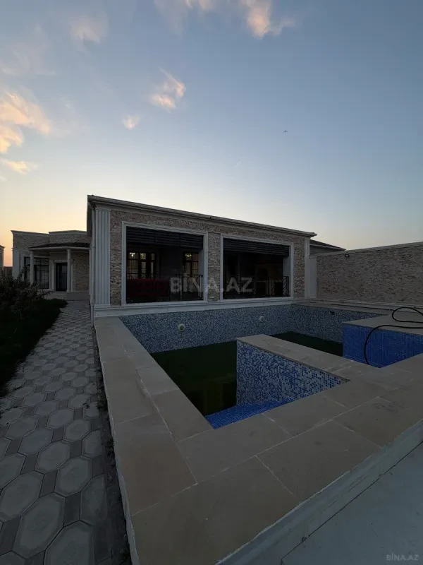 Kirayə verilir 4 otaqlı həyət evi 210 m²