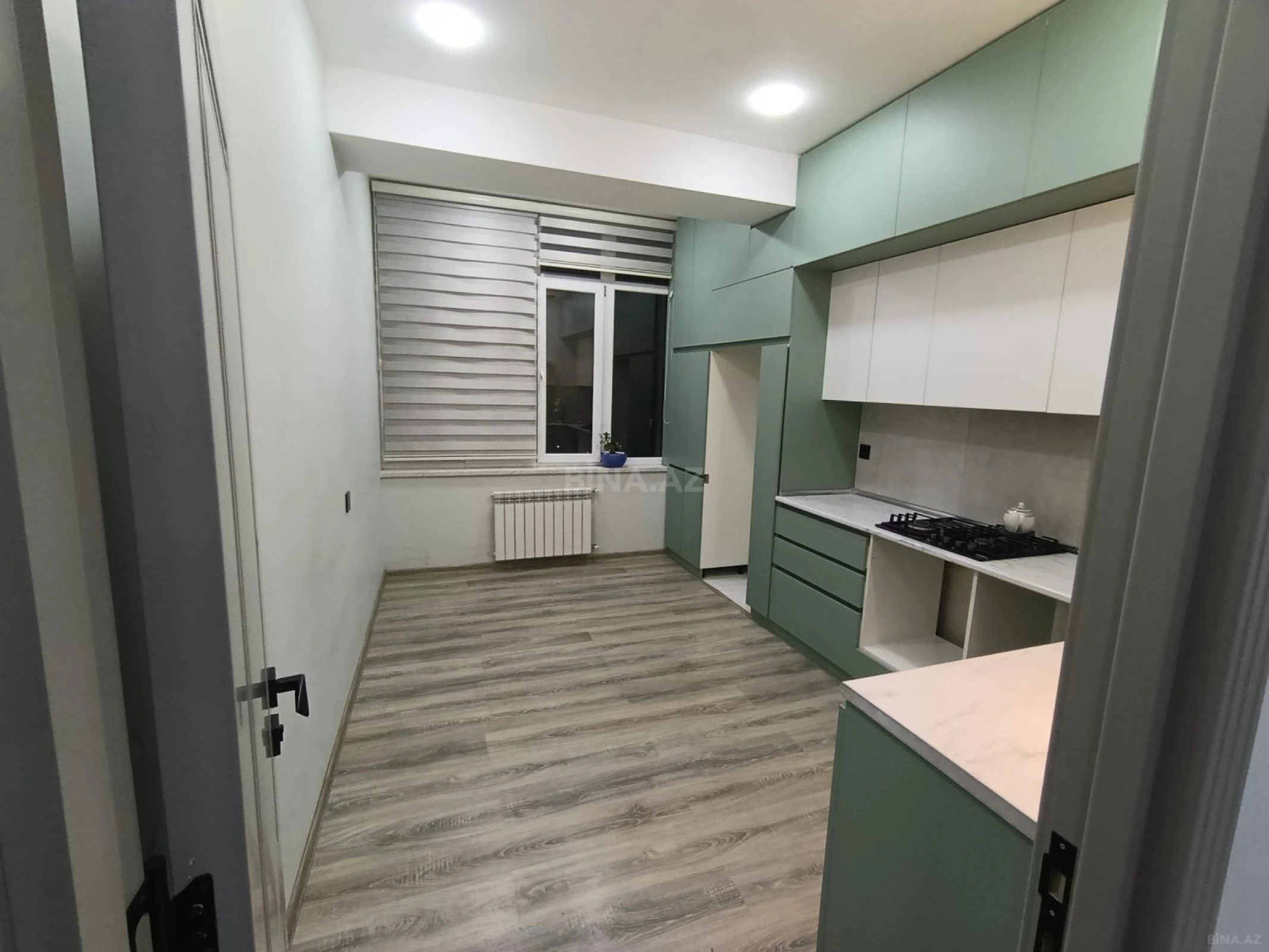 Satılır 3 otaqlı mənzil 102 m²