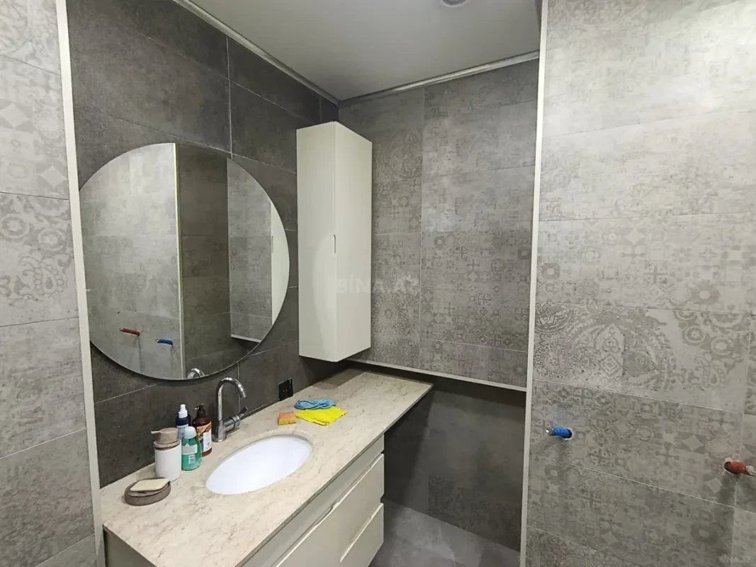 Satılır 3 otaqlı mənzil 102 m²