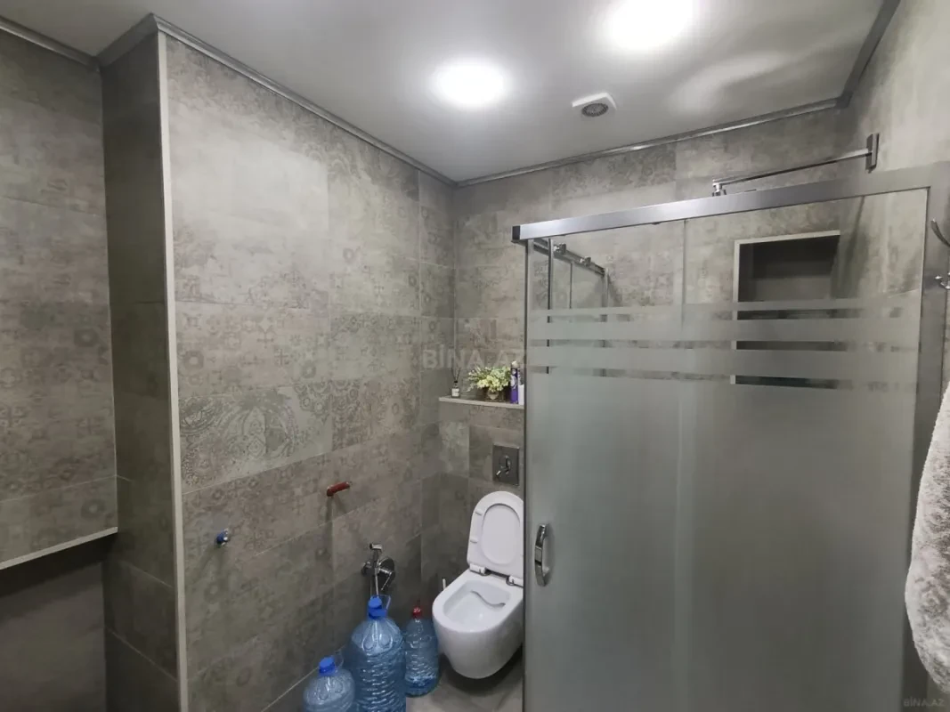 Satılır 3 otaqlı mənzil 102 m²