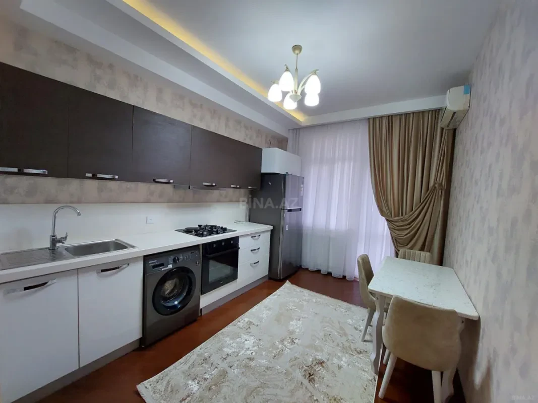Kirayə verilir 2 otaqlı mənzil 80 m²