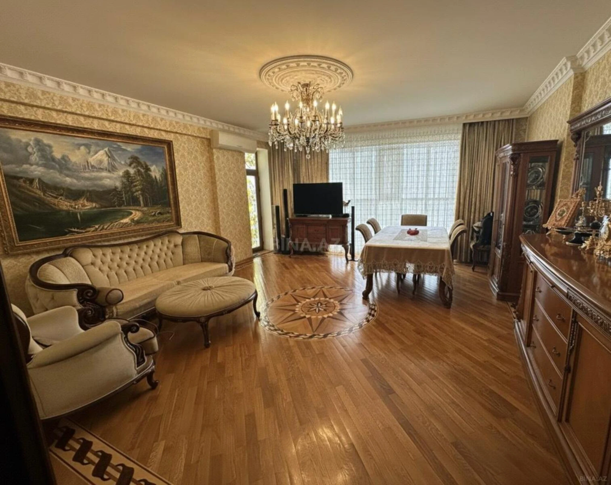 Satılır 3 otaqlı mənzil 128 m²