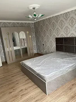 Kirayə verilir 4 otaqlı mənzil 120 m²